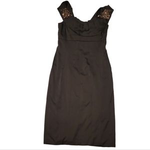 Julian Joyce, Mandalay dress